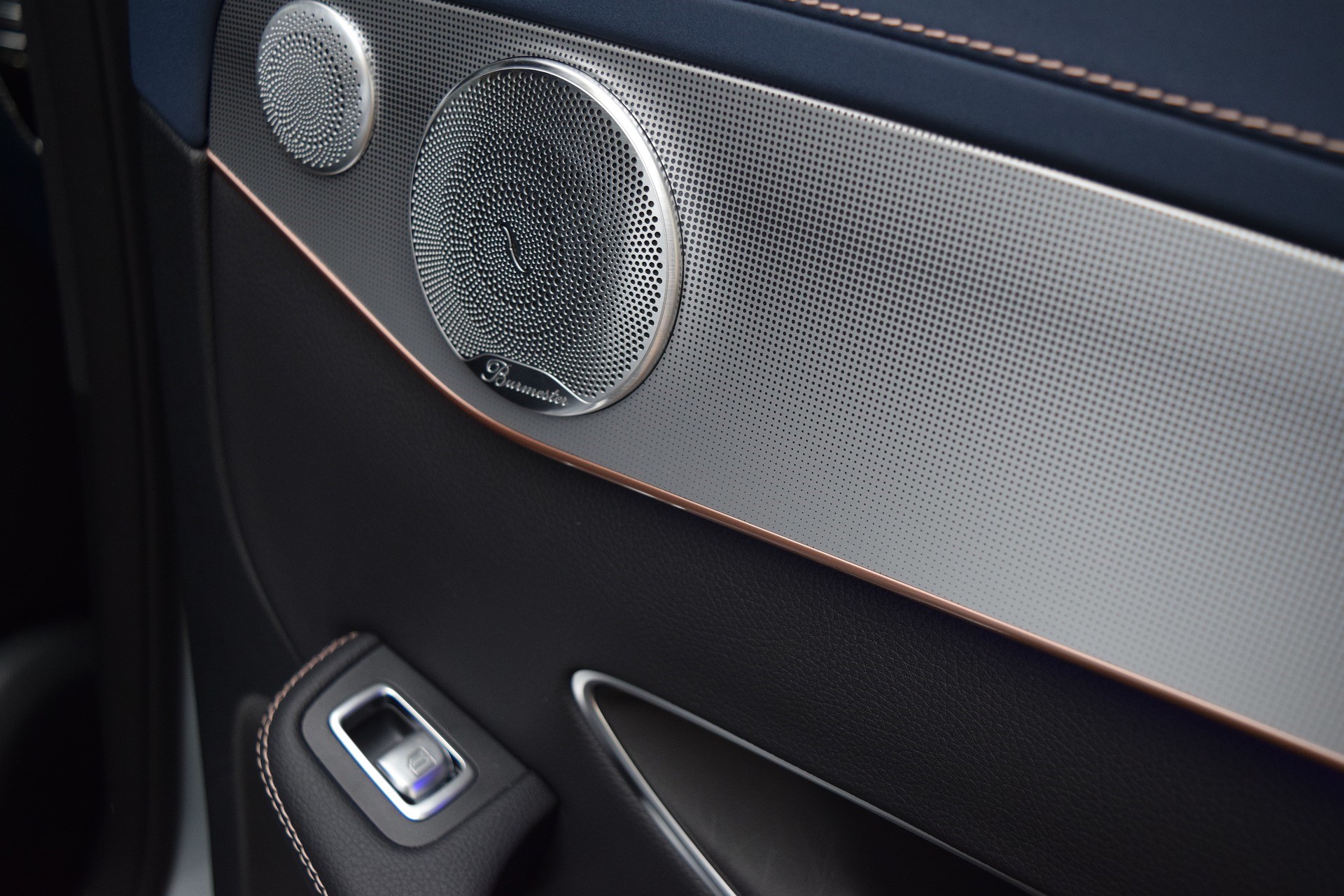 When Purchasing Speakers For Your Car? - 3 Awesome Tips